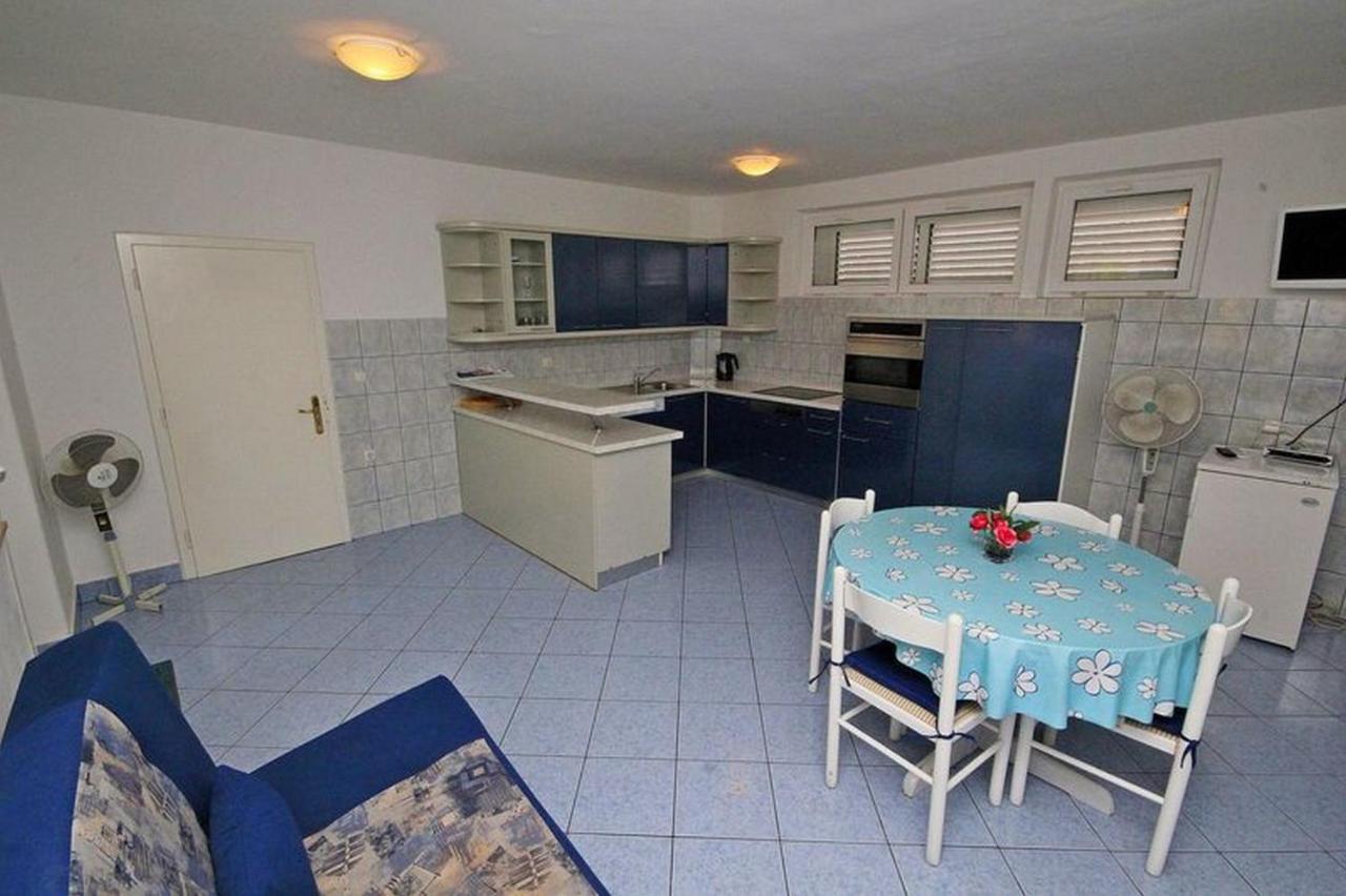 Apartments Ivo Makarska Exterior photo